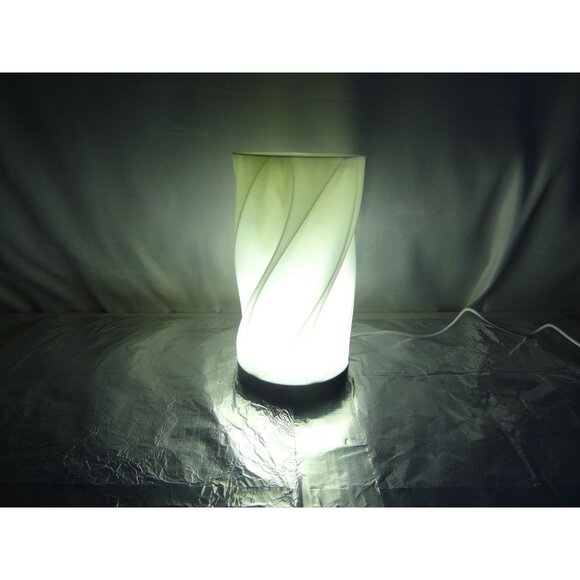 Modern Twist Design LED Table Lamp USB Powered 3D printed in USA - Picture 10 of 14